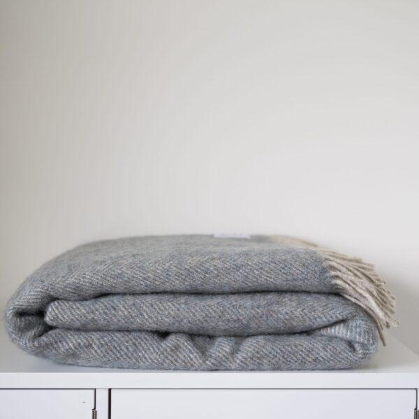 Coverdale Throw, Blue