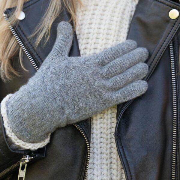 Cable Knit Gloves