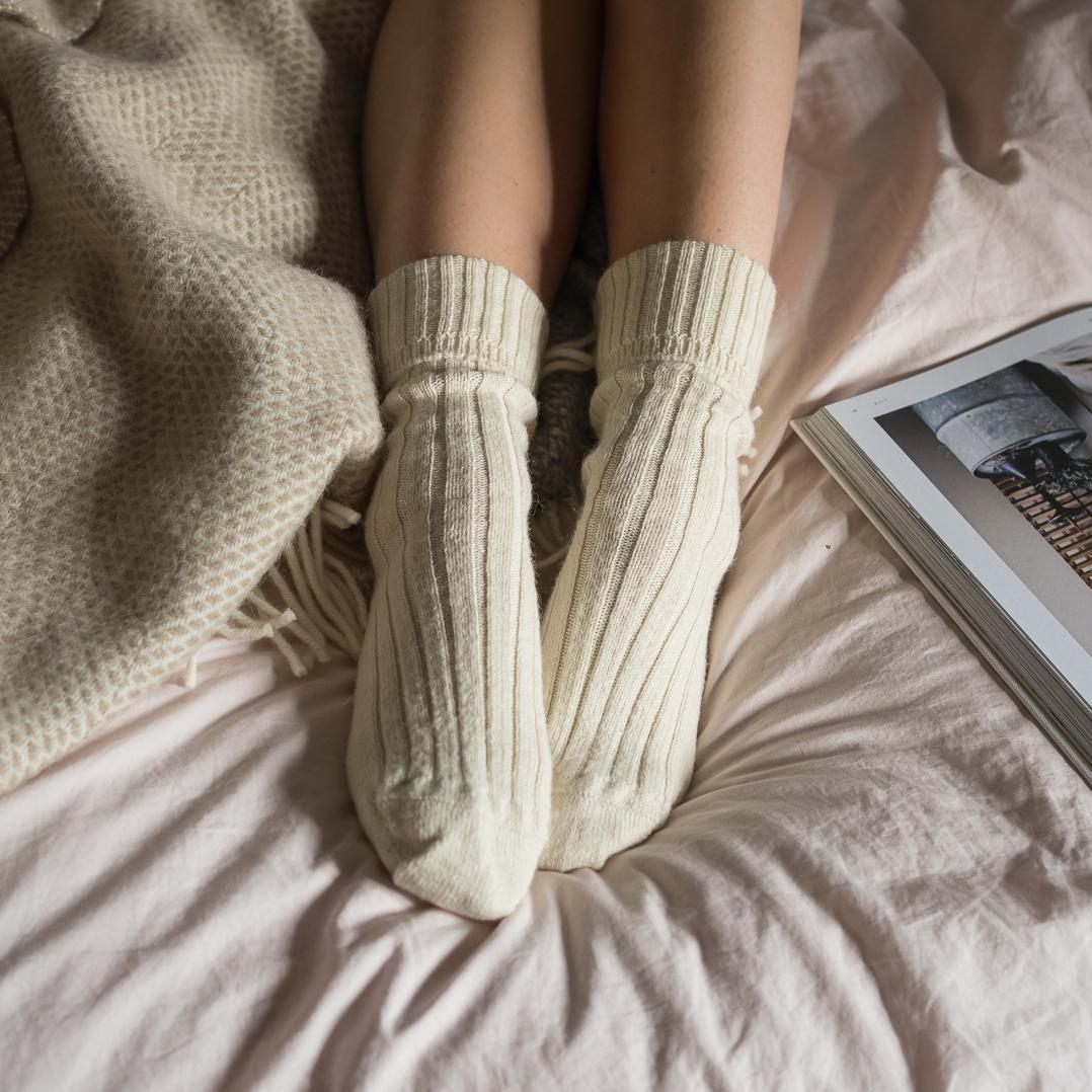 Alpaca Bed Socks Box