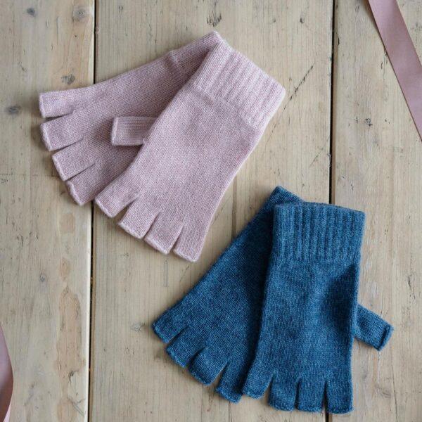 Fingerless Gloves