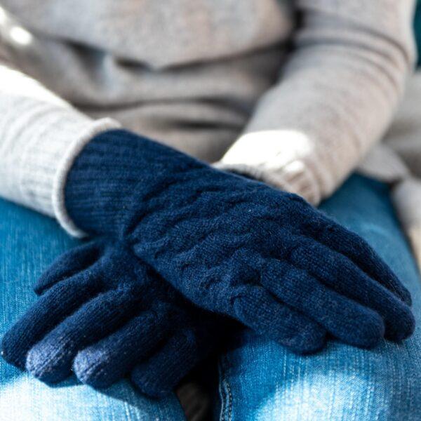 Cable Knit Gloves
