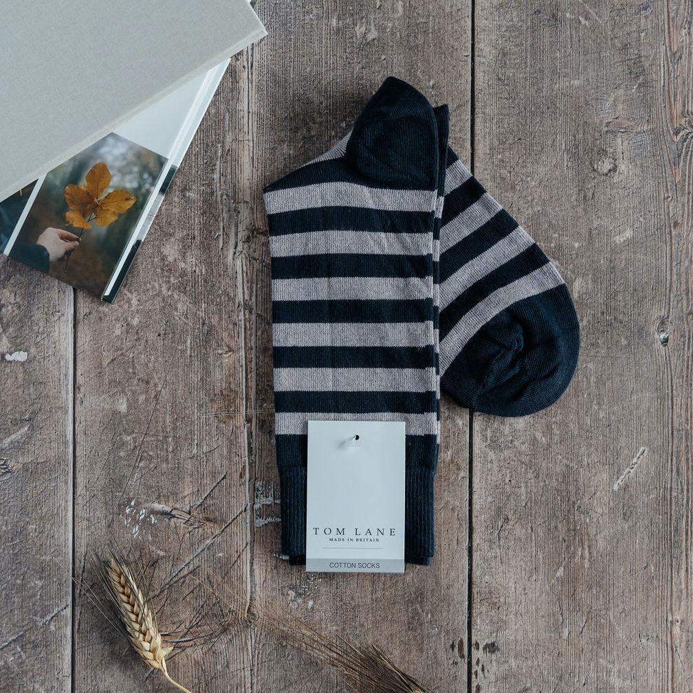 Lightweight cotton socks