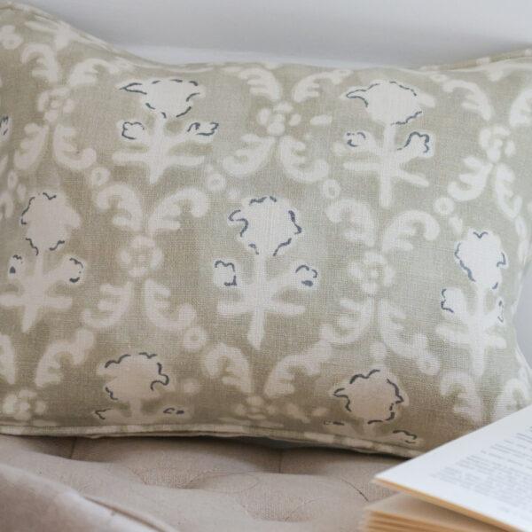 Hinako Cushion