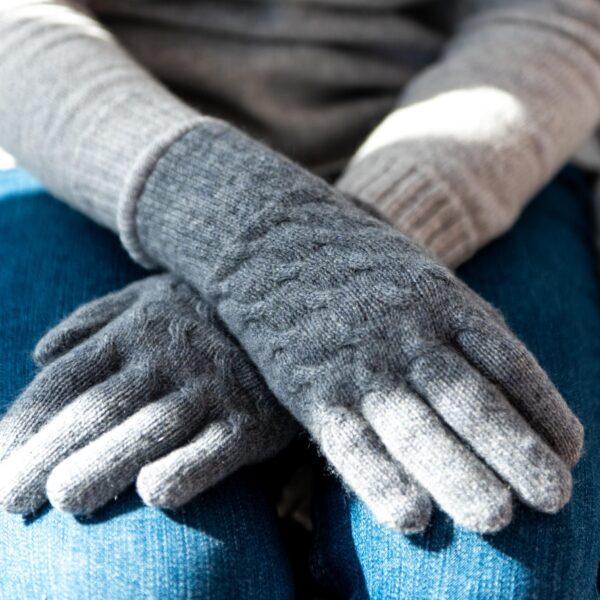 Cable Knit Gloves