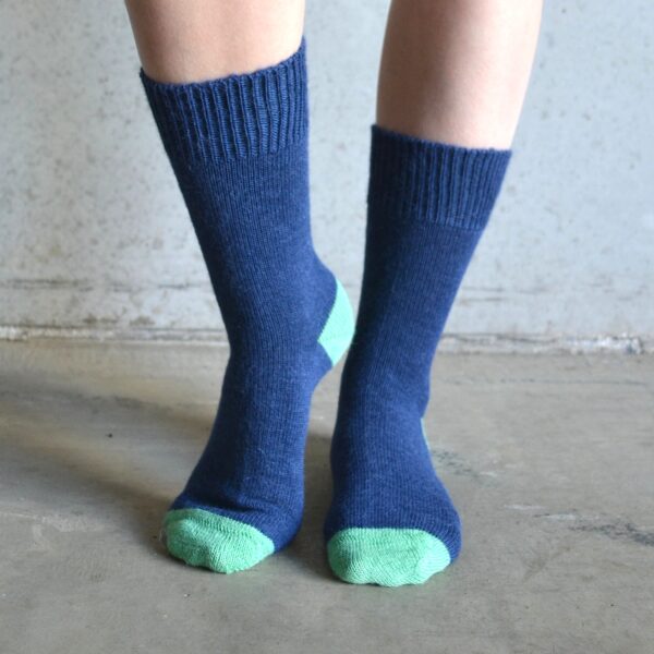 Alpaca – Navy & Green