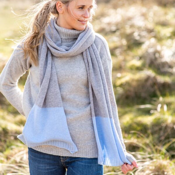 Pure cashmere scarf