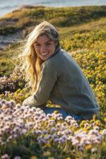 Sage roll neck