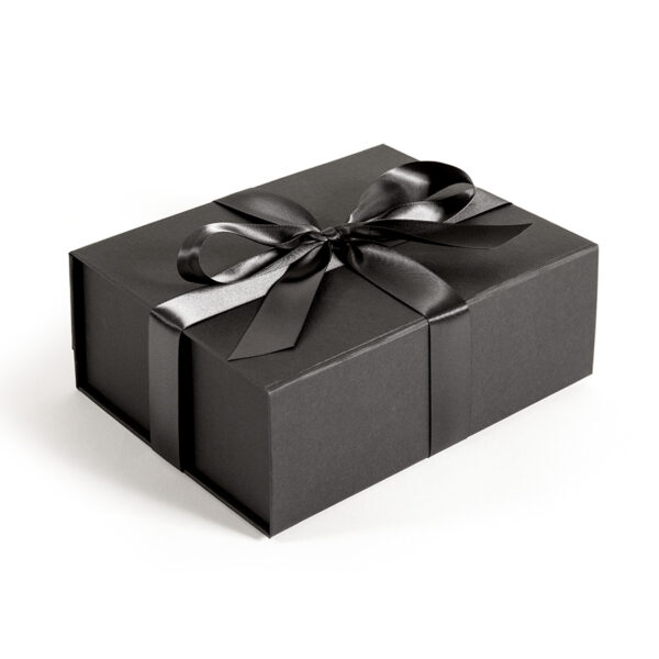 Cable-knit Cashmere socks box