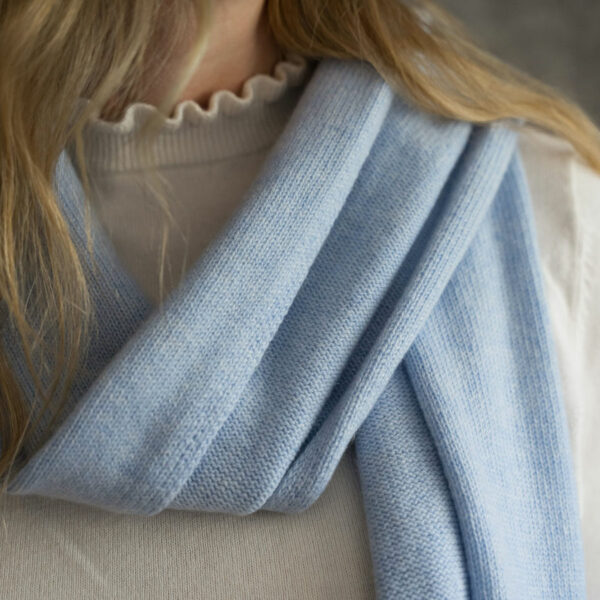 Cashmere scarf