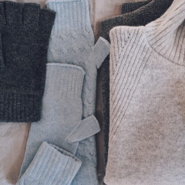 Long Cashmere hand warmers