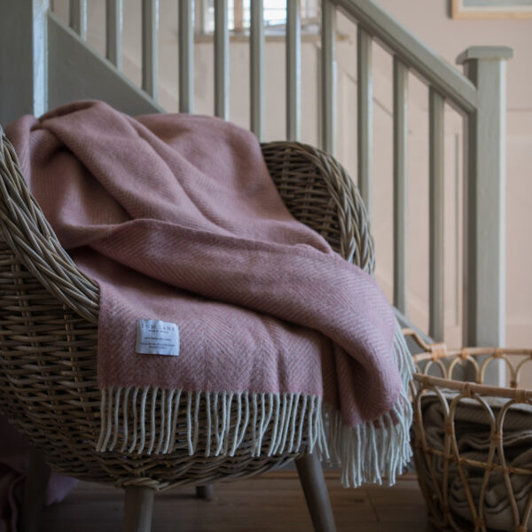 Melton Throw, Dusky Pink