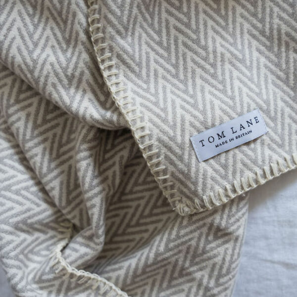 Cotton Throw – Feather