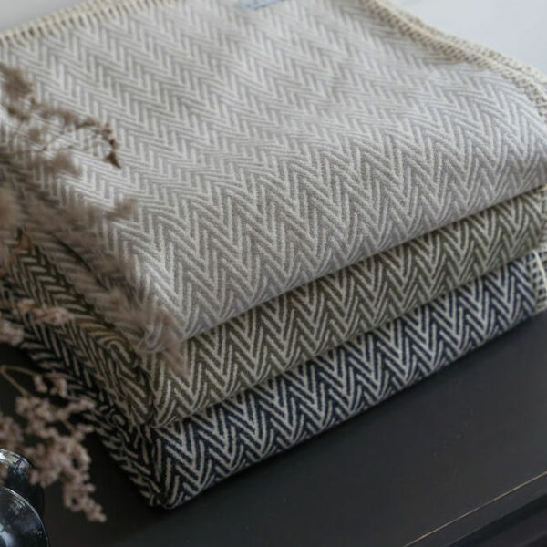 Cotton Throw – Feather