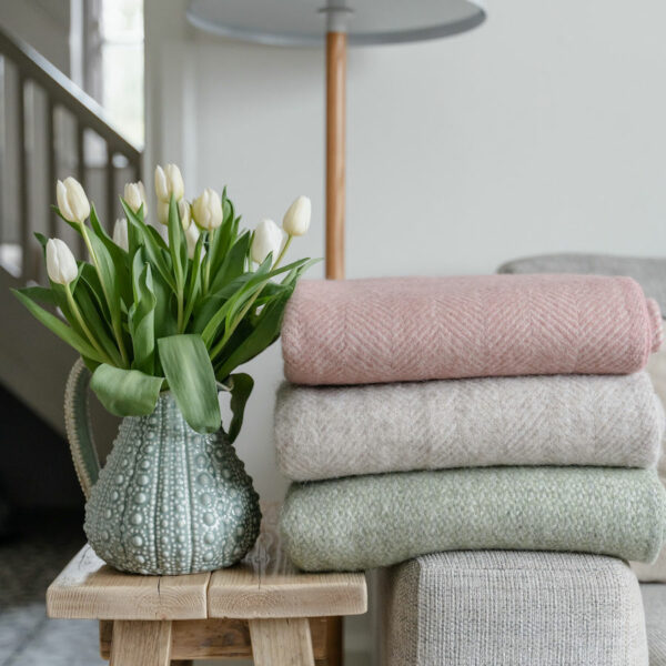 Melton Throw, Dusky Pink