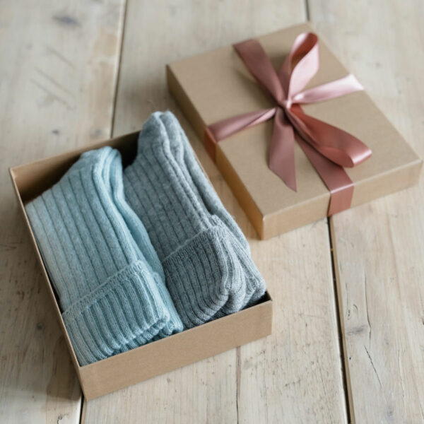Alpaca bed socks gift box – Blue & Grey