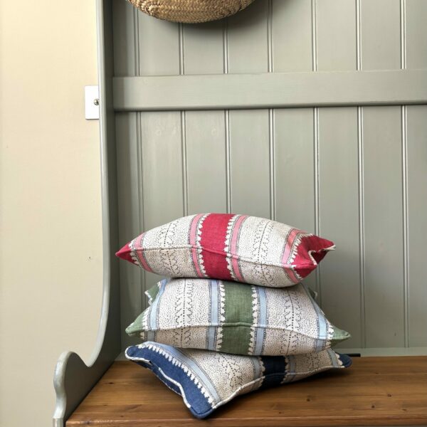 Dimity Cushion – Bowling Green