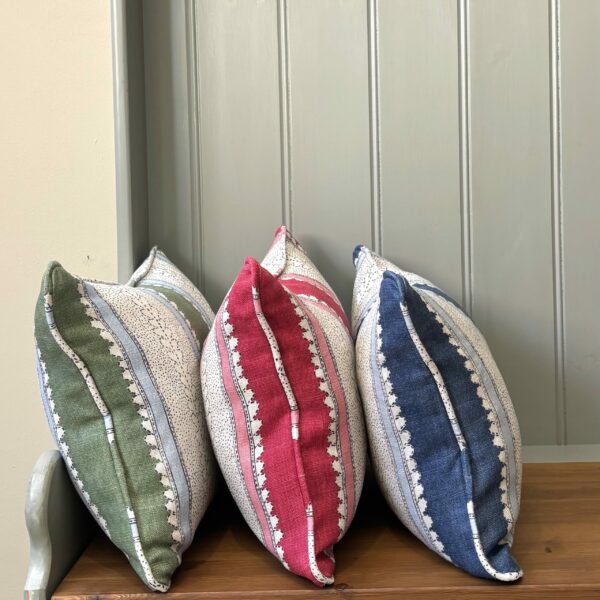Dimity Cushion - Bowling Green