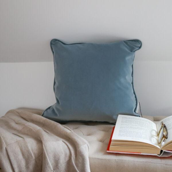 Velvet cushion - Duck Egg Blue