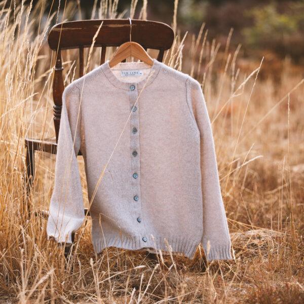 The Emmy Cardi - Oat